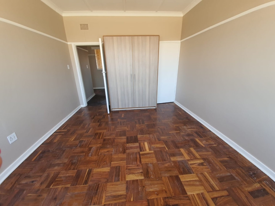 2 Bedroom Property for Sale in Kroonheuwel Free State